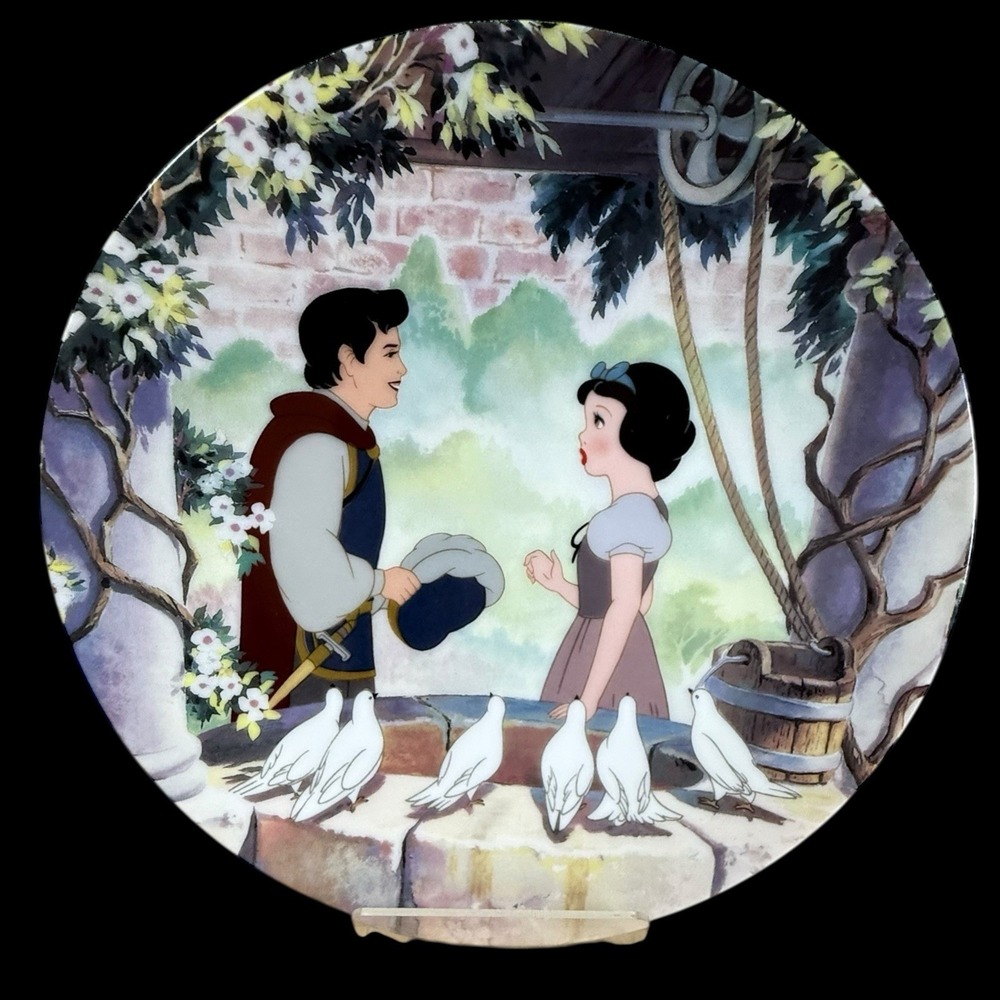 Disney Snow White "A wish come true" Knowles Collector Plate COA